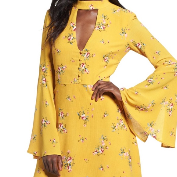 Socialite Dresses & Skirts - *Harper Bell Sleeve Dress